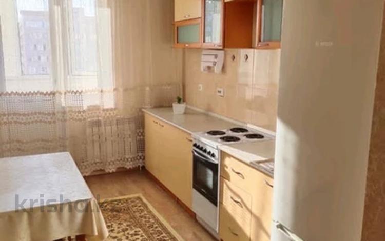 1-комнатная квартира, 40 м² помесячно, Жургенова 26 — Байтурсынова