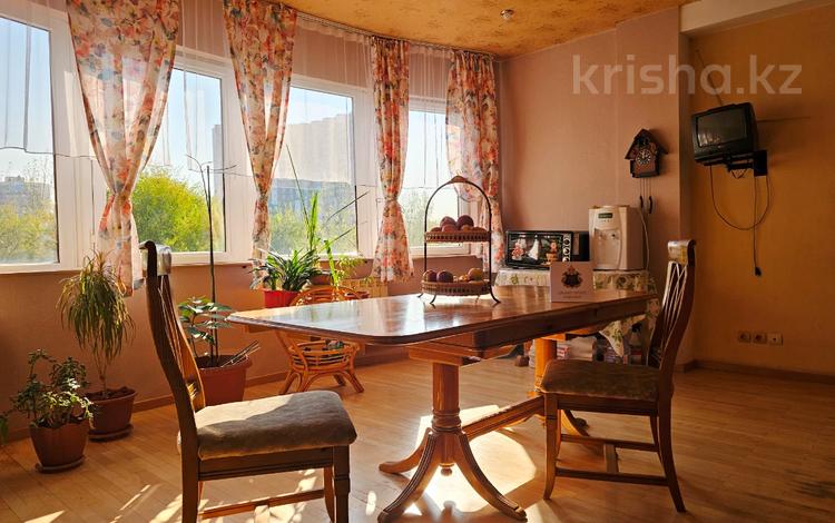 6-комнатная квартира · 197 м² · 4/5 этаж, мкр Самал-2, Мкр Самал-2, Достык Плаза — Достык/Жолдасбекова за 850 000 ₸ в Алматы, Медеуский р-н — фото 2