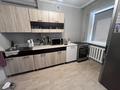 3-бөлмелі пәтер · 62 м² · 3/5 қабат, 16-шағынаудан 25 — Парк,реал, бағасы: 18 млн ₸ в Караганде, Алихана Бокейханова р-н — фото 3