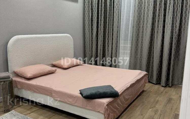 2-комнатная квартира · 45 м² · 4/7 этаж, 20-й мкр 17 за 12 000 ₸ в Актау — фото 2