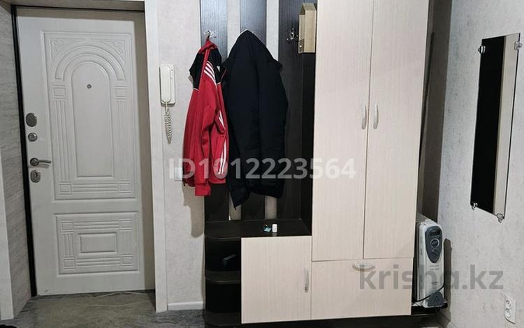 2-бөлмелі пәтер · 68 м² · 1/9 қабат, мкр 12 52, бағасы: 22 млн ₸ в Актобе — фото 2