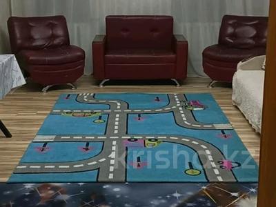 Отдельный дом · 4 комнаты · 80 м² · 16 сот., Абай 18 — Дом+16 сот+действующий бизнес автомойка за 120 млн ₸