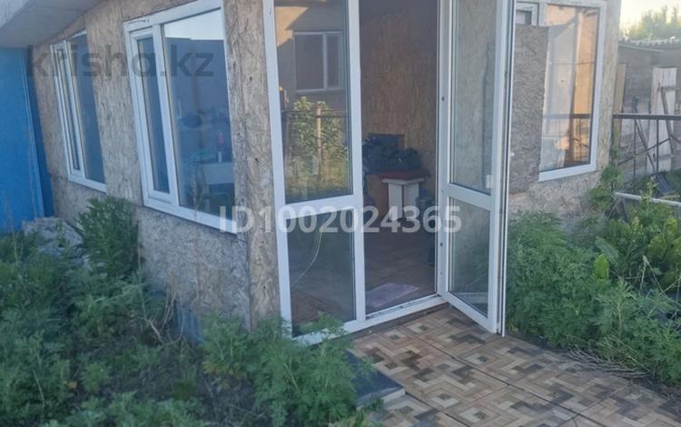 Дача · 1 комната · 18 м² · 9 сот., мкр Михайловка — Дск за 3 млн ₸ в Караганде, Казыбек би р-н — фото 2