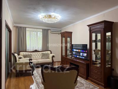 4-комнатная квартира · 92 м² · 1/5 этаж, Азаттык 77 — Азаттык-Атамбаева за 350 000 〒 в Атырау