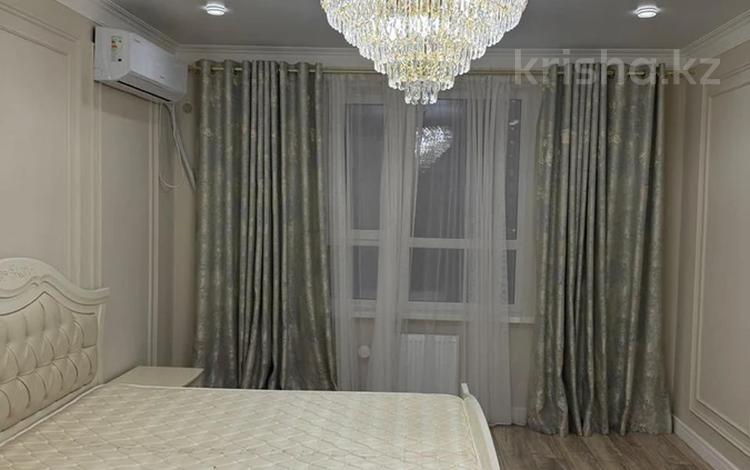 1-комнатная квартира · 54 м² · 3 этаж, Сырым батыра 99/3 за 250 000 ₸ в Шымкенте — фото 2