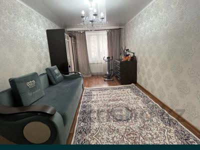 3-комнатная квартира, 61.7 м², 1/5 этаж, тургенева за 15.5 млн 〒 в Актобе