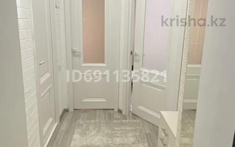 1-комнатная квартира · 40 м² · 1/6 этаж, 16-й мкр 90 за 16 млн ₸ в Актау — фото 2