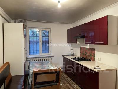 Отдельный дом · 3 комнаты · 90 м², мкр Айгерим-2 134б — Мамытова 134 за 200 000 〒 в Алматы, Алатауский р-н