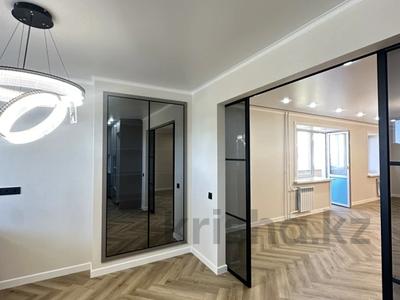 4-комнатная квартира · 160 м² · 7/9 этаж, Бориса Александрова 8/5 за 69 млн 〒 в Усть-Каменогорске
