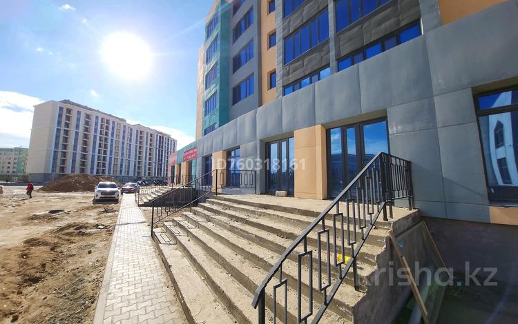 Свободное назначение, офисы, магазины и бутики, общепит, салоны красоты, фитнес и спорт, медцентры и аптеки, образование, развлечения, конференц-залы, кабинеты и рабочие места, студии · 149 м² за 500 000 〒 в Актау, 39-й мкр — фото 2