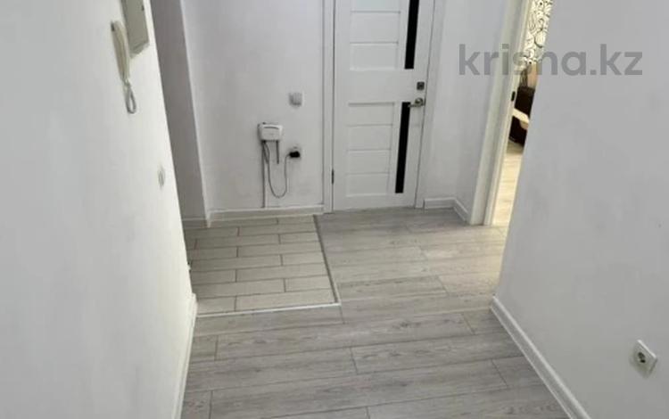 1-бөлмелі пәтер · 42.9 м² · 2/5 қабат, мкр. Алтын орда, бағасы: 19 млн ₸ в Актобе — фото 2