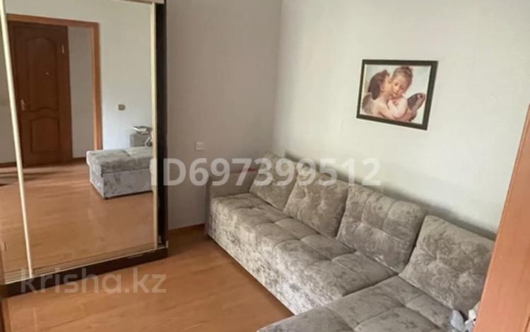 1-бөлмелі пәтер · 35 м² · 4/5 қабат, мкр Юго-Восток, Строителей 23, бағасы: 15 млн ₸ в Караганде, Казыбек би р-н — фото 2
