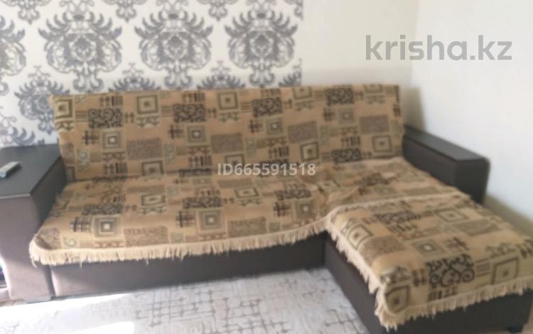 3-комнатная квартира · 70 м² · 4/9 этаж, 4-й мкр 39 за 30 млн ₸ в Аксае — фото 2