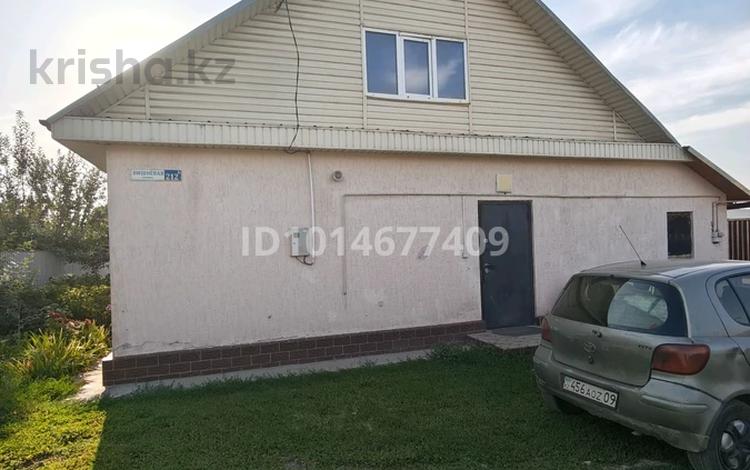 Отдельный дом · 4 комнаты · 200 м² · 6 сот., Астана 212Б — Орал за 40 млн ₸ в Бельбулаке (Мичурино) — фото 2