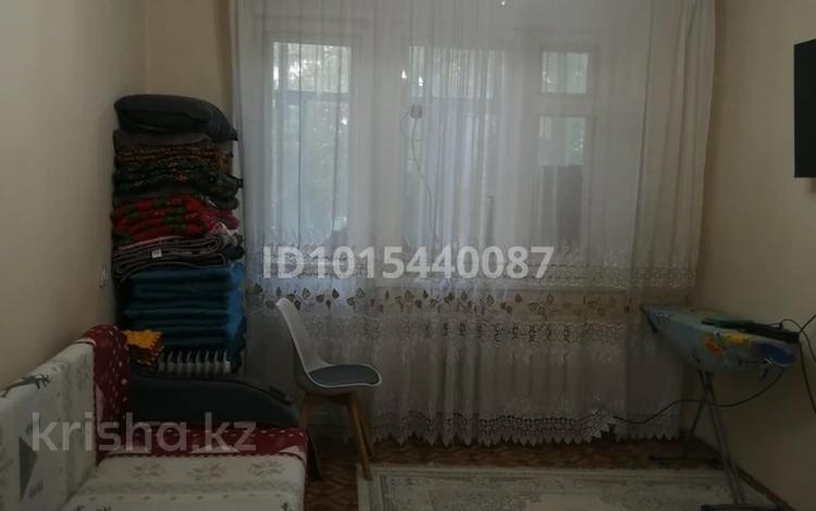 2-комнатная квартира · 49 м² · 2/5 этаж, мкр 4 18 за 19 млн ₸ в Уральске — фото 2