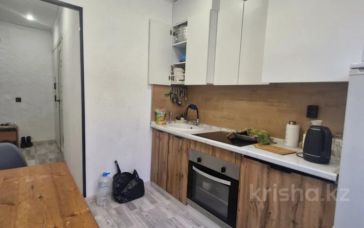 2-бөлмелі пәтер · 40 м² · 2/5 қабат, Б. Момышулы 92, бағасы: 14.5 млн ₸ в Экибастузе — фото 2
