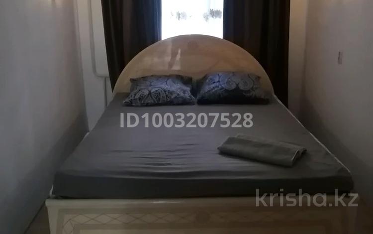 1-комнатная квартира · 46 м² · 2/5 этаж, мкр Строитель, С. Тюленина 1/6 за 2 000 ₸ в Уральске — фото 2