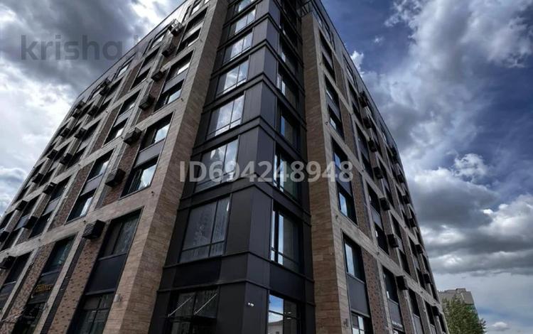 4-комнатная квартира, 103 м², 4/9 этаж, Кабанбай батыра 11/2