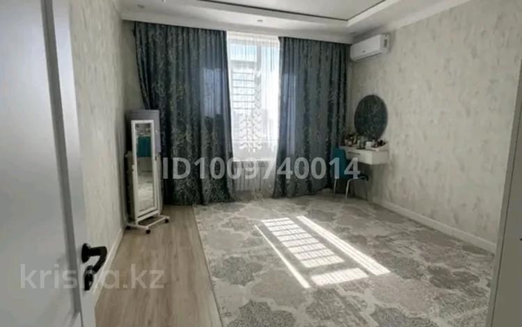 2-бөлмелі пәтер · 78 м² · 9/10 қабат, 16-й мкр 20/1 — дина, бағасы: 26 млн ₸ в Актау — фото 2