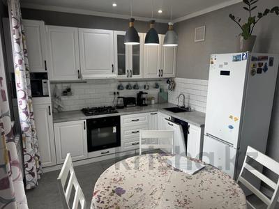 2-бөлмелі пәтер · 43 м² · 10/10 қабат, Шұғыла ш/а., Жунисова, бағасы: 28 млн ₸ в Алматы, Наурызбайский р-н