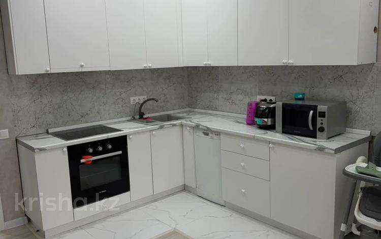 2-комнатная квартира · 61 м² · 2/10 этаж, Бокейхана за 42 млн ₸ в Астане, Есильский р-н — фото 2