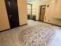 1-комнатная квартира · 68.8 м² · 7/9 этаж, мкр Нурсая, Таумуш Жумагалиев 15 за 250 000 ₸ в Атырау — фото 4