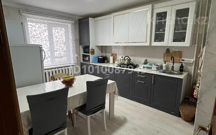 3-комнатная квартира · 66.4 м² · 1/9 этаж, мкр 12 41 за 23.5 млн ₸ в Актобе — фото 2
