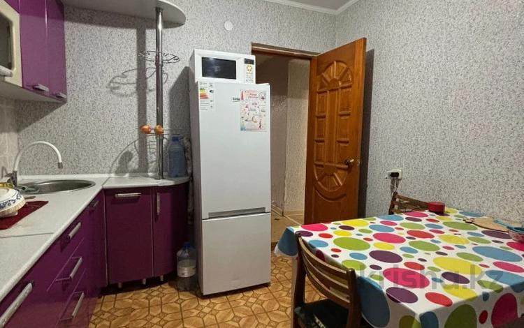 2-бөлмелі пәтер · 48.44 м² · 4/5 қабат, 2 ш/а., Братьев Жубановых, бағасы: 15.5 млн ₸ в Актобе, мкр 8 — фото 2