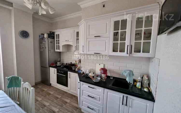 3-бөлмелі пәтер · 87.6 м² · 15/17 қабат, Е430 2 — Пересечение Коргалжинское шоссе с Чингиз Айтматова, бағасы: 49 млн ₸ в Астане, Нура р-н — фото 2