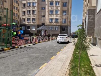 2-комнатная квартира · 90 м² · 1/5 этаж, мкр Нуртас за 200 000 〒 в Шымкенте, Каратауский р-н