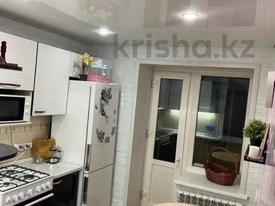 3-комнатная квартира · 61.9 м² · 2/3 этаж, 19 линия 6 за 12.5 млн 〒 в Семее