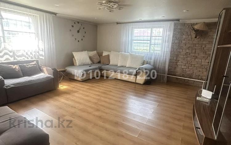 Отдельный дом · 3 комнаты · 80 м² · 10 сот., Бауыржан Момышулы 106 — IТ-школа за 25 млн ₸ в Талапкер  — фото 15