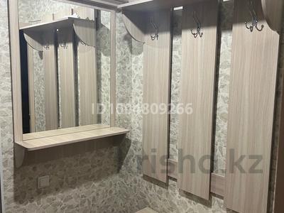 1-комнатная квартира · 34.5 м² · 2/5 этаж, Камзина 16 — Напротив дома Приемный покой за 8 млн 〒 в Аксу