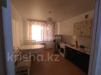 2-комнатная квартира · 62 м², 10 мкр — В районе 17 квартала за 26 000 ₸ в Балхаше