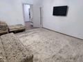 2-бөлмелі пәтер · 62 м², 10 мкр — В районе 17 квартала, бағасы: 30 000 ₸ в Балхаше — фото 2