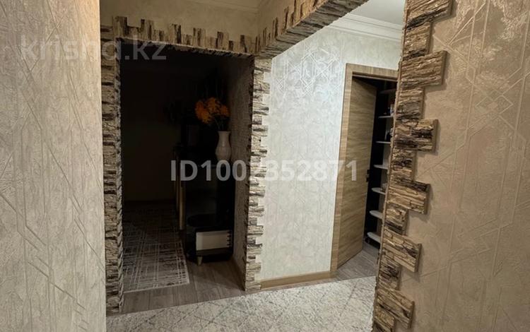 3-бөлмелі пәтер · 62 м² · 1/5 қабат, мкр Орбита-3 7 — Торайгырова, бағасы: 48 млн ₸ в Алматы, Бостандыкский р-н — фото 2