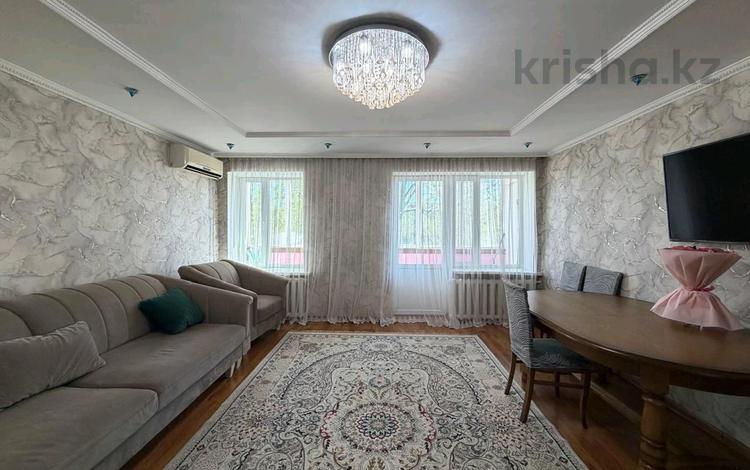 3-бөлмелі пәтер · 78.6 м² · 2/3 қабат, аюченко — восточный поселок, бағасы: 23.6 млн ₸ в Семее — фото 2