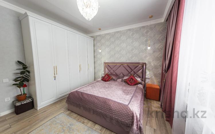 3-комнатная квартира, 74 м², 10/12 этаж, Улы Дала 33/1