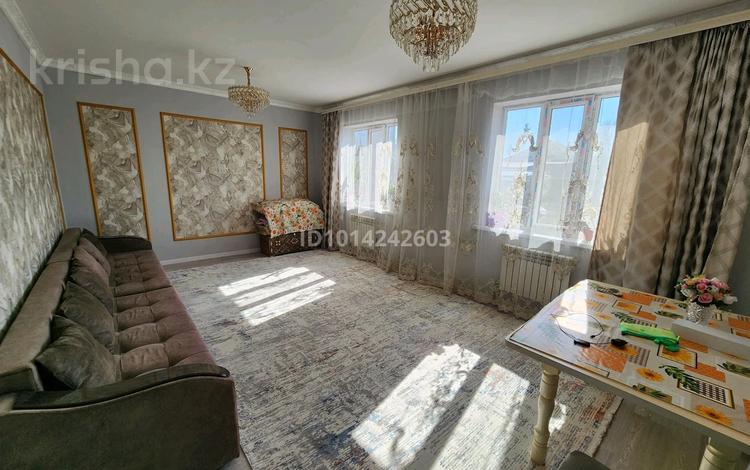 6-бөлмелі пәтер · 165 м² · 1/1 қабат, Орталық 90, бағасы: 29 млн ₸ в Узынагаш — фото 22