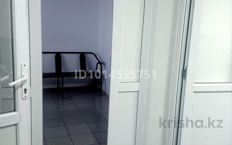 Коммерческое помещение · 34 м², бағасы: 17.5 млн ₸ в Уральске, мкр Строитель — фото 4