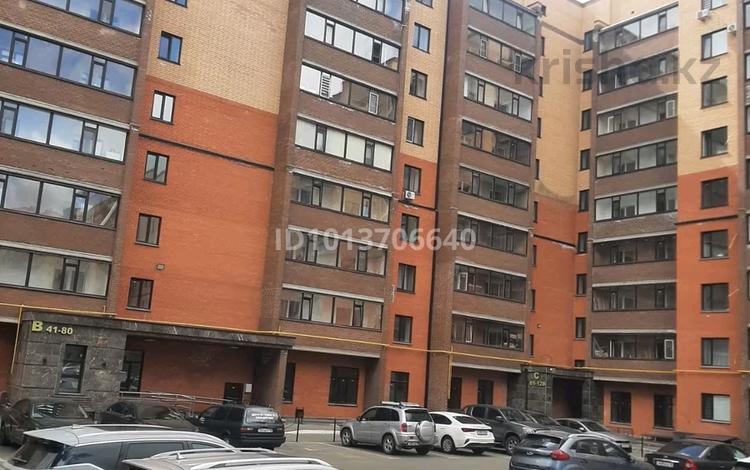 3-бөлмелі пәтер · 93.5 м² · 3/9 қабат, Береке шағын ауданы, Назарбаева 233б, бағасы: 48 млн ₸ в Костанае, Микрорайон Береке — фото 19