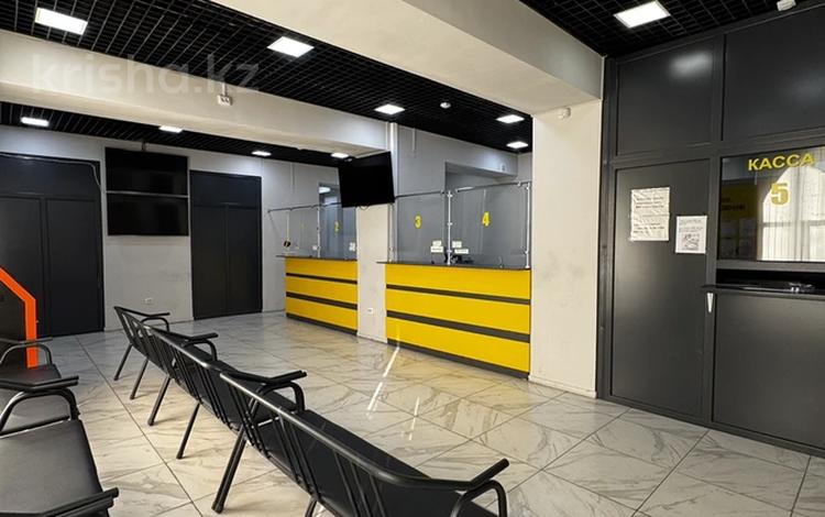 Офисы, магазины и бутики · 171 м² за 79 млн ₸ в Усть-Каменогорске — фото 4