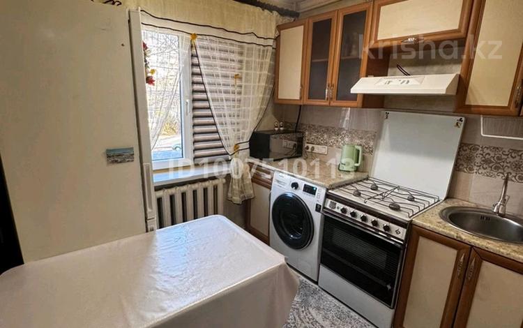 1-комнатная квартира · 33 м² · 2/5 этаж, Айтеке би 26 за 130 000 ₸ в  — фото 2
