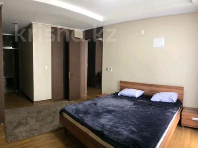 Сағатына пәтерлер в Астане: 2-бөлмелі пәтер · 72 м² · 19/28 қабат, Кошкарбаева 10/1 — Тауельсиздик, бағасы: 3 000 〒 2-бөлмелі пәтер · 72 м² · 19/28 қабат, Кошкарбаева 10/1 — Тауельсиздик, бағасы: 3 000 〒 в Астане, Алматы р-н