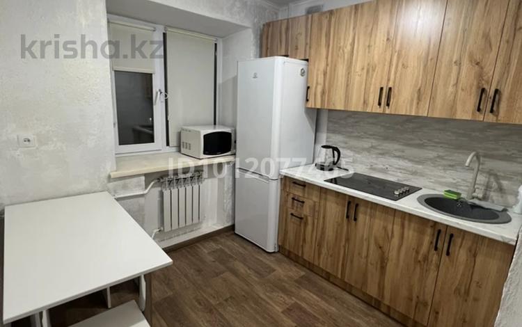 1-комнатная квартира · 32 м² · 3/5 этаж, ул. Николая Зелинского 32 за 100 000 ₸ в Караганде — фото 13