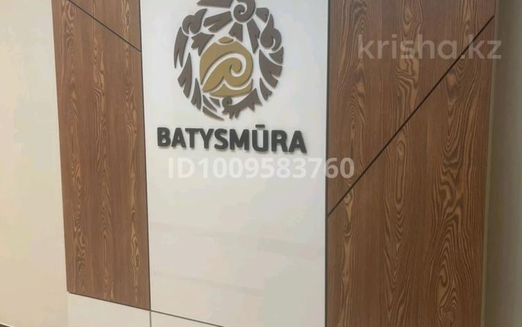 2-комнатная квартира · 60 м² · 6/9 этаж, Абулхайыр-хан 63 за 290 000 ₸ в Атырау — фото 2