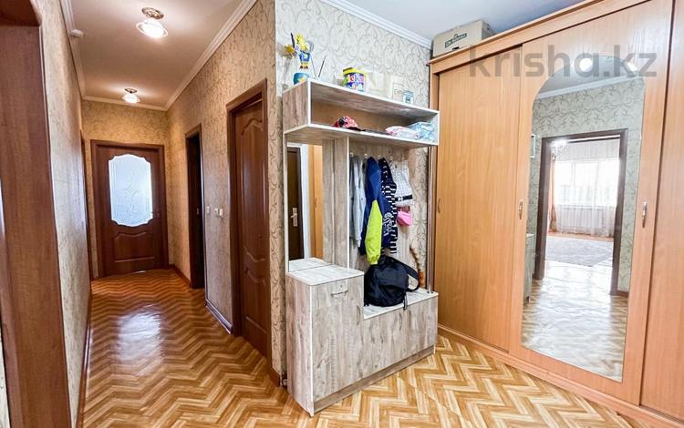 3-бөлмелі пәтер, 82 м², 7/10 қабат, Каратал, бағасы: 29 млн 〒 в Талдыкоргане, Каратал — фото 2