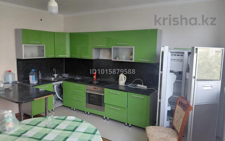 3-комнатная квартира · 130 м² · 5/12 этаж, Ходжанова 76 за 600 000 ₸ в Алматы, Бостандыкский р-н — фото 2