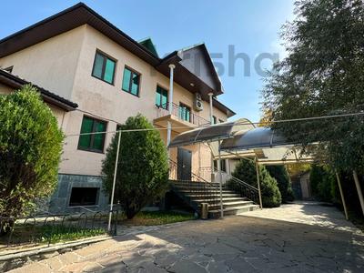 Отдельный дом · 10 комнат · 731.3 м² · 18.5 сот., Каппарова 254Д — Жамакаева за 650 млн ₸ в Алматы, Медеуский р-н
