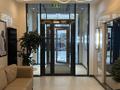 2-комнатная квартира · 57 м² · 3/9 этаж, мкр Нурсая, Абылхаир хана 69 — Пересечение улицы Габдиева за 50 млн ₸ в Атырау